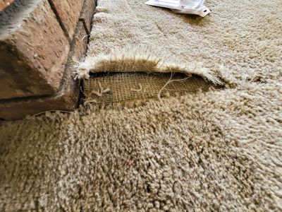 Basement Carpet Stretching in Overland Park, KS